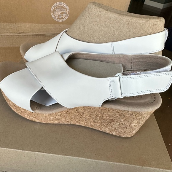BNIB Clarks Wedges - Picture 3 of 4